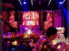-808 LiveHouse