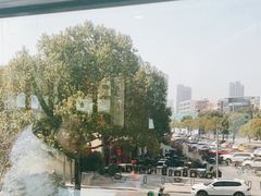 -蜜桃餐厅·伴山(湖滨商业街店)