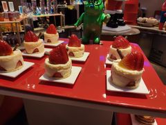 -咖啡苑自助餐厅·中国大饭店