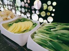 -龙虾风暴(松江店)