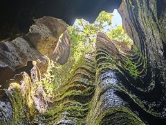 -梭布垭石林景区