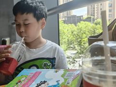 -西西弗书店&矢量咖啡(凯德晶萃广场店)