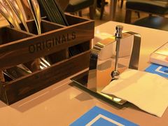 -海口绿发希尔顿酒店-田园汇自助餐·三文鱼·海鲜