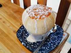 桃胶椰皇冻-侨乡