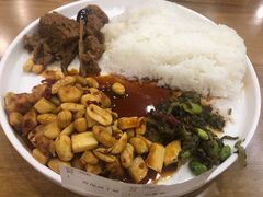 宫保鸡丁饭-鴻瑞興面馆(保利时光里店)
