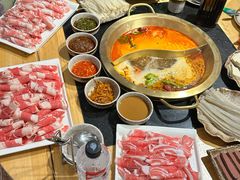 -顶顶汤火牛排火锅·经典铜锅涮肉