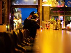 -城墙外BAR