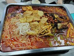 -在巷子里的烤肉店·螺蛳粉烤鱼·牛蛙(和美城店)