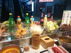 -百品聚旋转火锅(号外店)