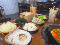 -黔有有贵州酸汤夺夺粉火锅(五味十字店)