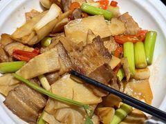 -九道菜有鸡鱼头(石鼓路店)