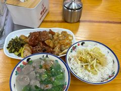 -明姨仔潮汕美食·碳炉猪脚·汕尾牛腩饭·起片鸡煲(起义路店)