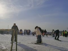 -采薇庄园四季滑雪场