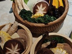 -一叶一世界·素食餐厅(锦华万达店)