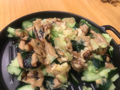 -超越炭火牛蛙火锅鸡(河东店)