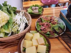 -黔二妞地摊火锅(龙华清湖店)