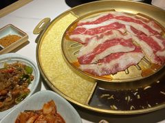 芝士锅底-猪啊牛呀羊啊铜盘烤肉(正大广场店)
