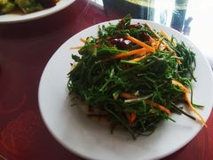 拌山野菜-北京龙庆四季香农家饭庄·灶台鱼·碳烤虹鳟鱼(龙庆峡店)