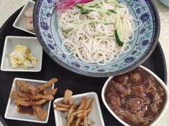 四碟捞面-奥华餐厅·老张记(台基厂店)