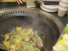 -锅老头海鲜铁锅炖