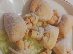 -钢管厂五区小郡肝串串香(蜀都万达店)