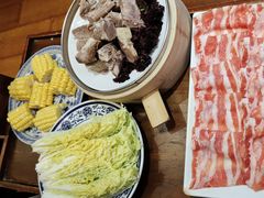 -沸炉重庆老火锅(军事博物馆店)