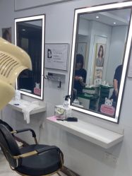 -镁连社·美联社