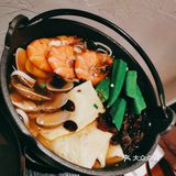    奶茶店也“玩火”[疑问]奶茶plus火锅，双倍的快落