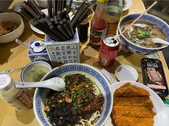 -沪西老弄堂面馆(定西路店)