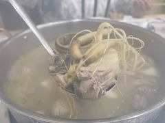 -朴小妹人参鸡汤火锅(长白山万达店)