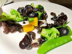 橄榄油炒田园时蔬-大树餐厅(益田假日店)