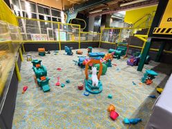 -反弹蹦床公园·运动乐园·团建·亲子派对(深圳观澜湖店)