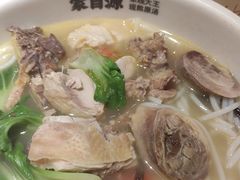 -蒙自源米线大王(东站店)
