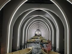 -涨巢·潮玩水疗局