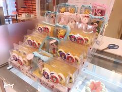 -花花卷卷·鲜食蛋糕(静安久光百货店)