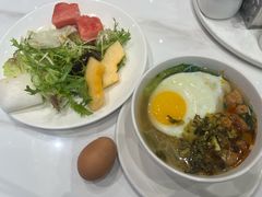 -上海浦东中心万枫酒店