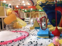 -泛尼尼儿童乐园(文化广场店)