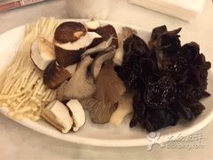 -湘肠香火锅店(团结湖店)
