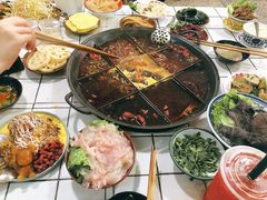 -财二舅火锅招待所