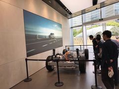 -理想汽车(世纪汇店)