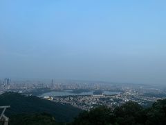 -紫金山山顶公园