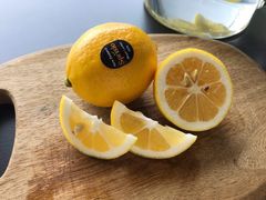 -雨露空间(嘉善施家店)