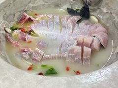 -姚记抚仙湖石锅鱼庄