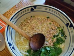 -蜗牛小馆醉乡民谣云南菜(惠新西里店)