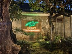 -Chom Cafe and Restaurant