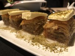 -Efes Turkish & Mediterranean Cuisine 艾菲斯餐厅(陆家嘴店)