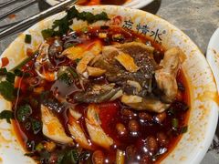 -忘情水鱼头·鲜鱼火锅(滨江中路店)