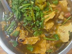 -柳州肥姨妈大骨螺蛳粉(老闵行店)