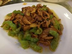 -蔼若春.传承三十年云南菜(金碧公园店)