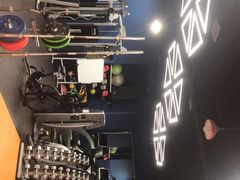 -成杰格斗·拳击·柔术·防身术(建设路店)